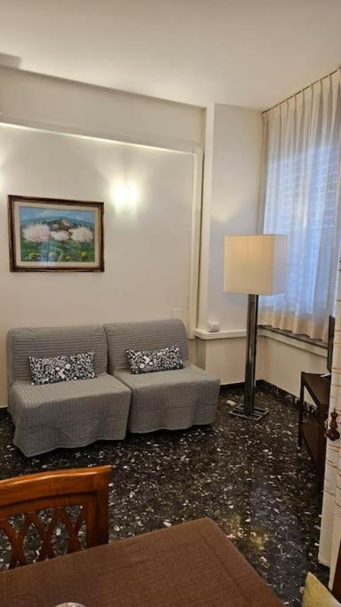 Monticelli Apt - 6 Posti Letto フィレンツェ エクステリア 写真